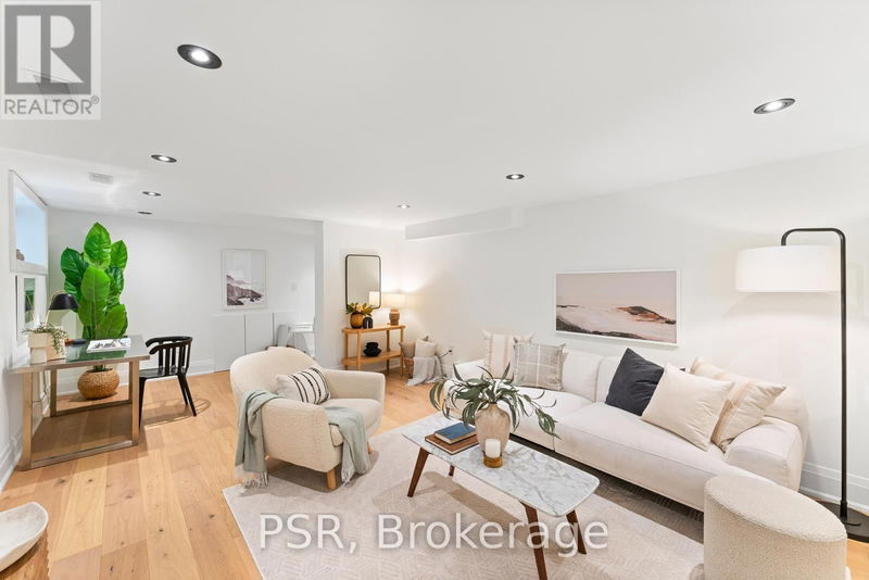 116 Walpole Avenue  Toronto (Greenwood-Coxwell), M4L2J3 | Image 25