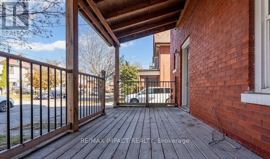 137 ELGIN STREET E Image 2