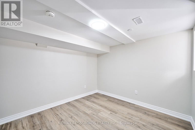  Lower - 67 Medland Avenue  Whitby (Williamsburg), L1P1S7 | Image 23