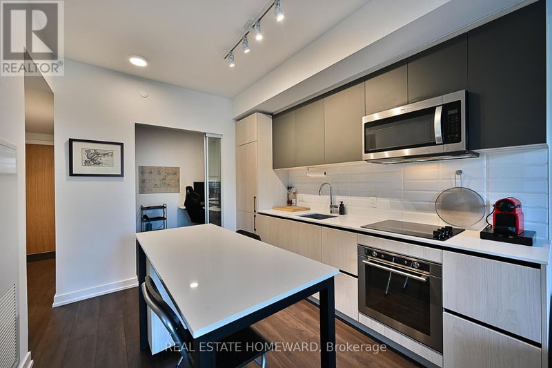 150 Logan Avenue West Toronto (South Riverdale), M4M0E4 | Image 12