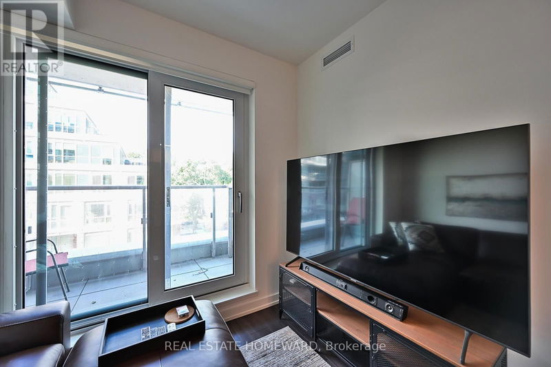 150 Logan Avenue West Toronto (South Riverdale), M4M0E4 | Image 26