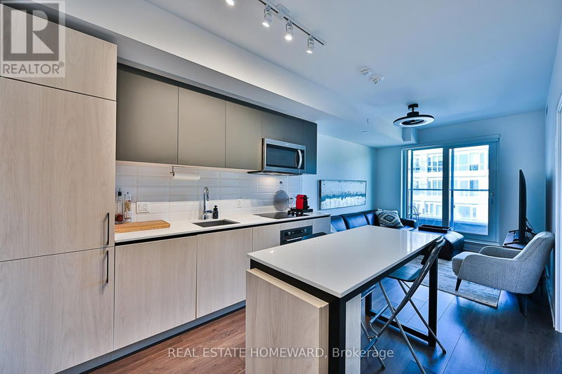 150 Logan Avenue West Toronto (South Riverdale), M4M0E4 | Image 7