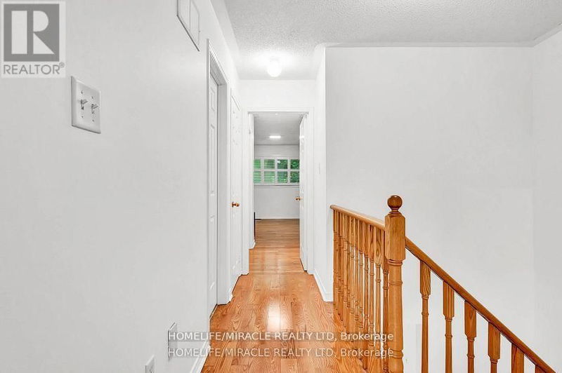 67 Montezuma Trail  Toronto (Agincourt North), M1V1K4 | Image 22