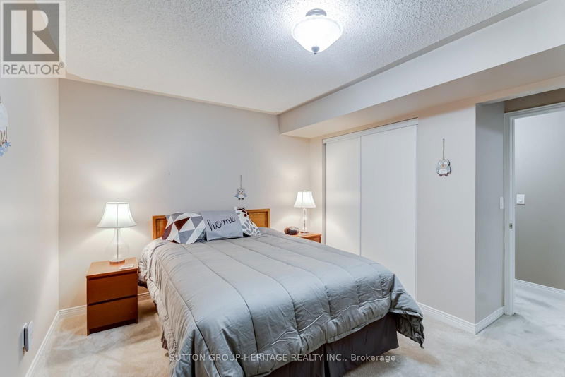 65 West Side Drive  Clarington (Bowmanville), L1C4Y8 | Image 15