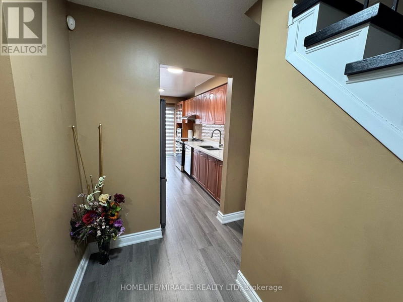 131 Plumrose Pathway  Toronto (Malvern), M1B4B6 | Image 13