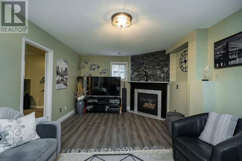 1916 Edenwood Drive  Oshawa (Samac), L1G7Y2 | Image 26