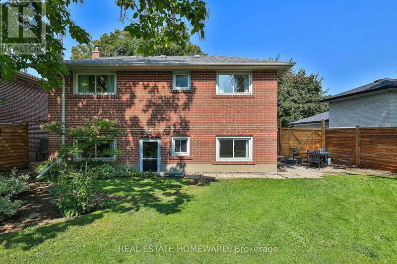 15 Windover Drive  Toronto (Woburn), M1G1P1 | Image 34