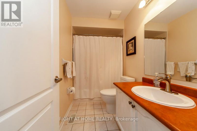 3261 Country Lane  Whitby (Williamsburg), L1P1T7 | Image 19