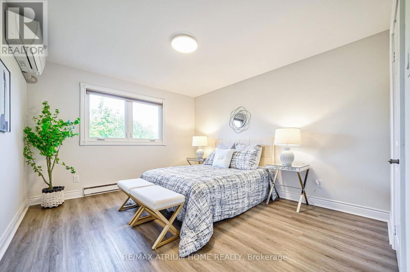 18 Castle Hill Drive  Toronto (L'Amoreaux), M1T2Y3 | Image 16