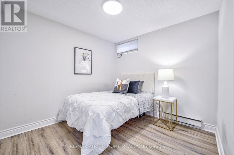 18 Castle Hill Drive  Toronto (L'Amoreaux), M1T2Y3 | Image 37