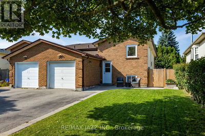 54 Hartsfield Drive  Clarington (Courtice), L1E1L8 | Image 1