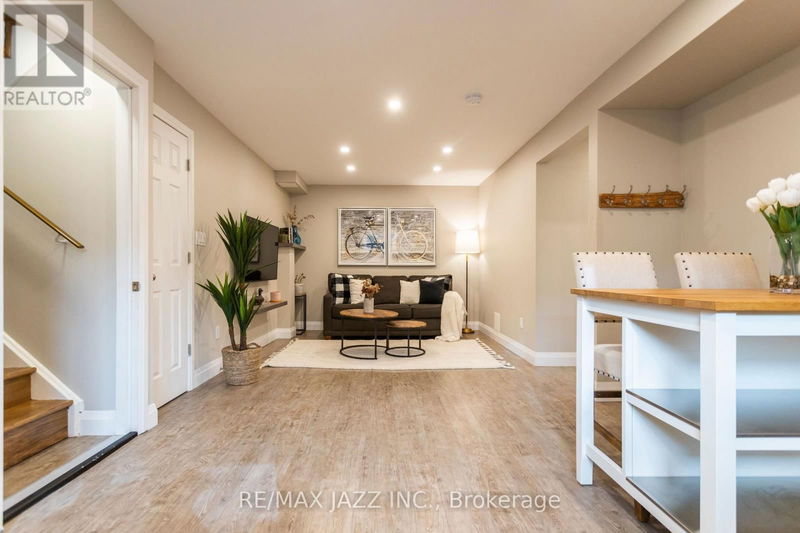 54 Hartsfield Drive  Clarington (Courtice), L1E1L8 | Image 21