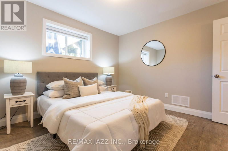 54 Hartsfield Drive  Clarington (Courtice), L1E1L8 | Image 30