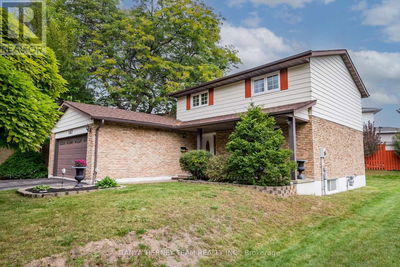 167 Woodlane Court  Oshawa (Eastdale), L1G6Y5 | Image 1