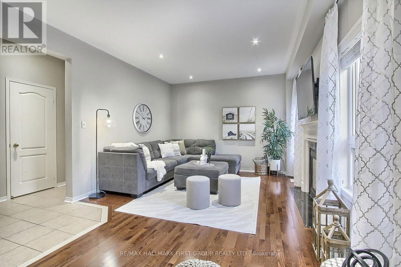 127 Decourcy-Ireland Circle  Ajax (Northeast Ajax), L1T0K5 | Image 16