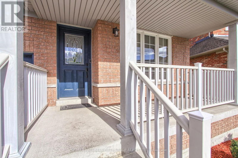 127 Decourcy-Ireland Circle  Ajax (Northeast Ajax), L1T0K5 | Image 4