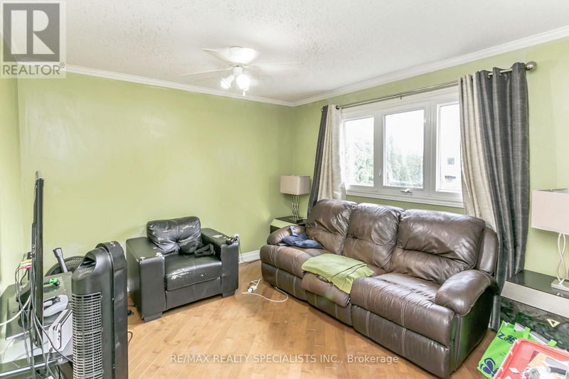 49 Simms Drive  Ajax (Central West), L1T3J9 | Image 24