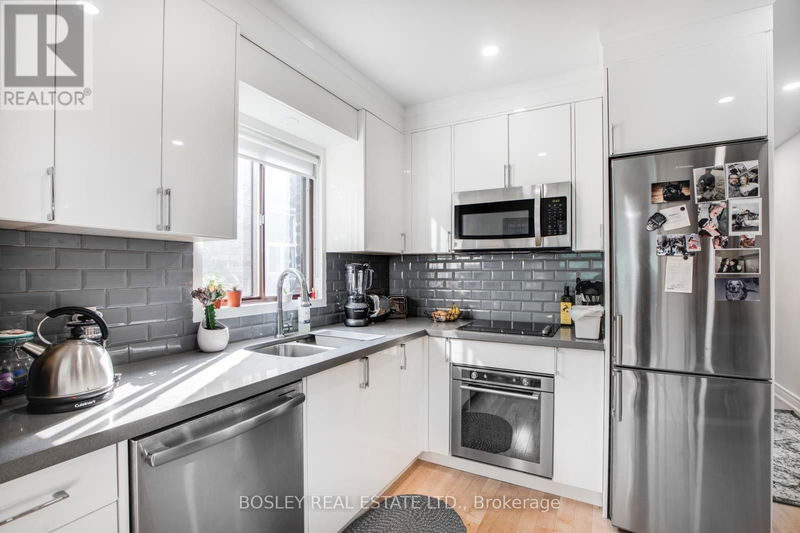 1918 Gerrard Street East Toronto (Woodbine Corridor), M4L2C1 | Image 11