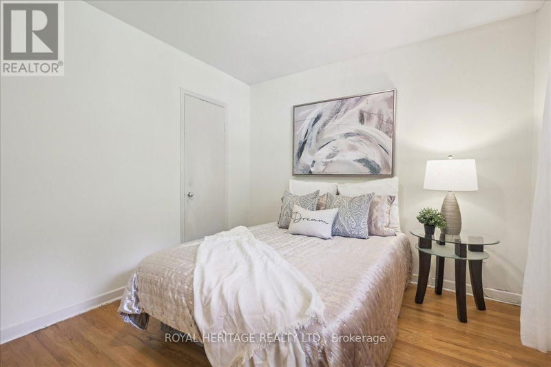 26 Oakridge Drive  Toronto (Cliffcrest), M1M2A4 | Image 22