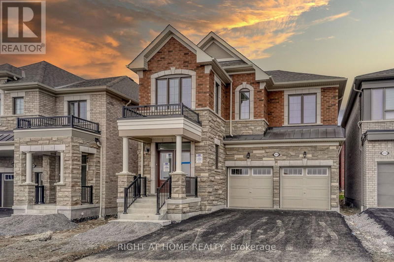 3092 Paperbirch Trail  Pickering, L1X0N9 | Image 2