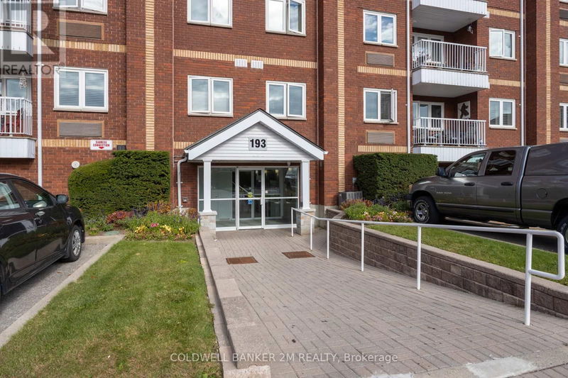  320 - 193 Lake Driveway null West Ajax (South West), L1S7H8 | Image 1