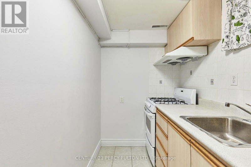 3 Farmington Crescent  Toronto (Tam O'Shanter-Sullivan), M1S1E9 | Image 23