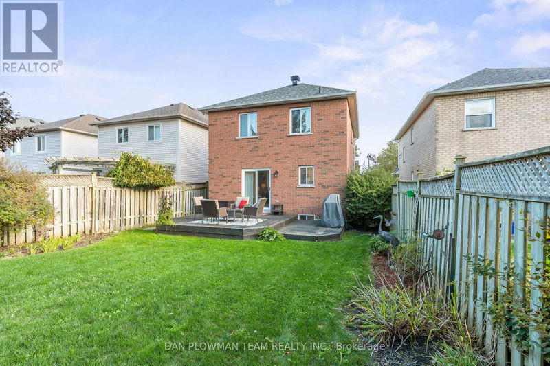 12 Breakwater Drive  Whitby (Port Whitby), L1N9R7 | Image 35