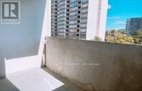  506 - 25 Silver Springs Boulevard  Toronto (L'Amoreaux), M1V1M9 | Image 15