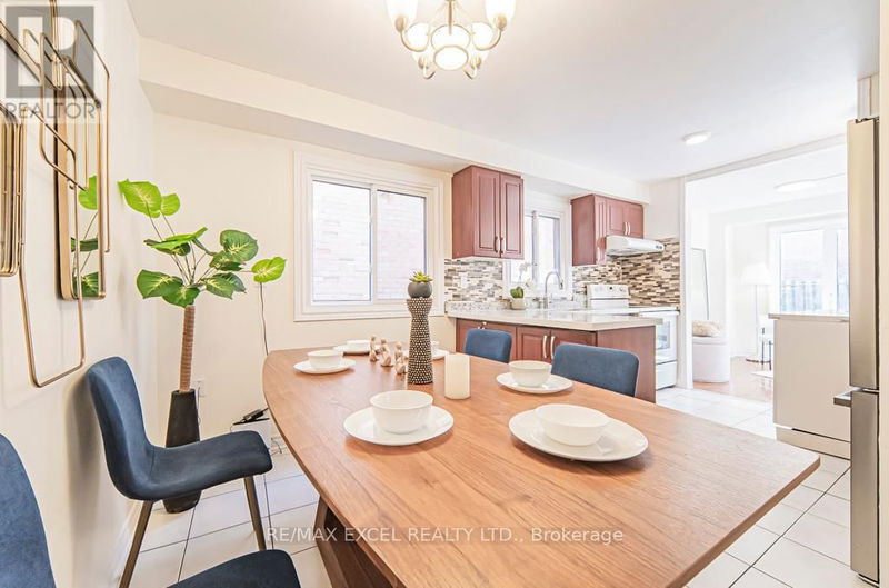 4 Flatwoods Drive  Toronto (Milliken), M1V4H4 | Image 13