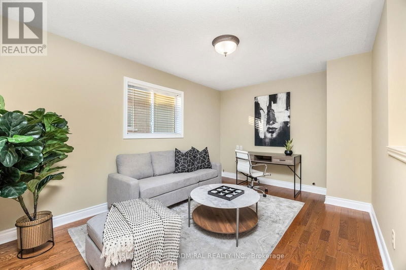 115 Gartshore Drive  Whitby (Williamsburg), L1P1N8 | Image 24