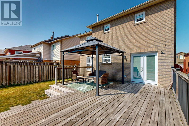 77 Rolling Acres Drive  Whitby (Rolling Acres), L1R2B8 | Image 35