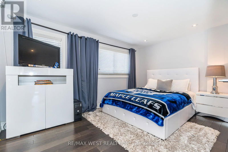 423 Guildwood Parkway  Toronto (Guildwood), M1E1R3 | Image 21