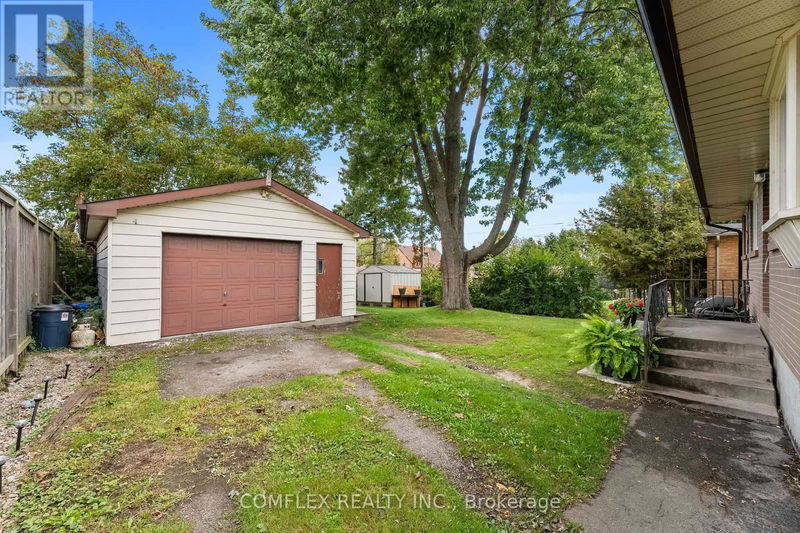 1361 Cedar Street  Oshawa (Lakeview), L1J3S4 | Image 25