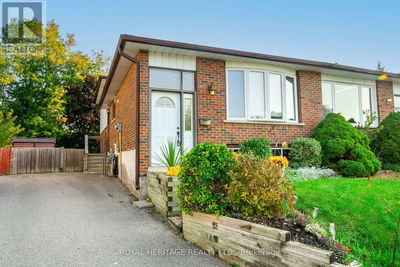 357 Surrey Drive  Oshawa (Eastdale), L1G6H2 | Image 1