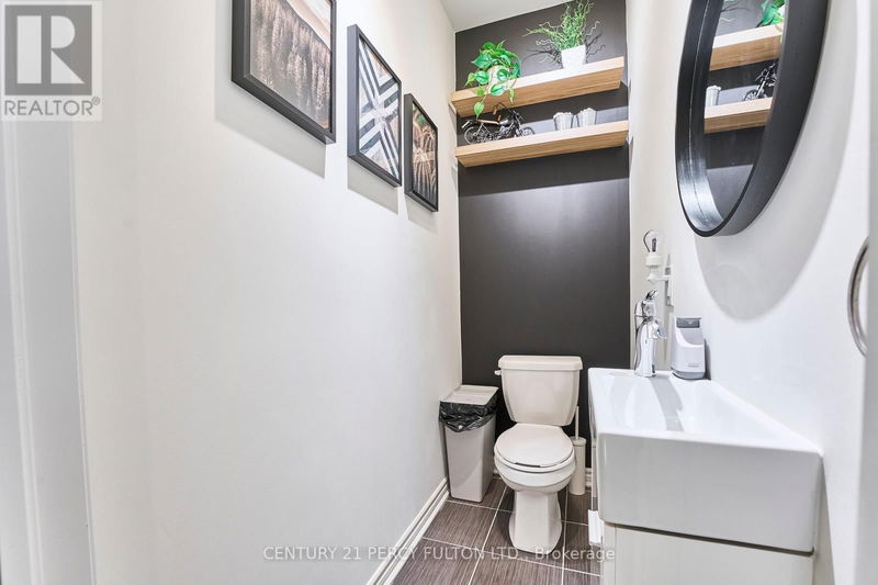  13 - 15 Heron Park  Toronto (West Hill), M1E0B8 | Image 11