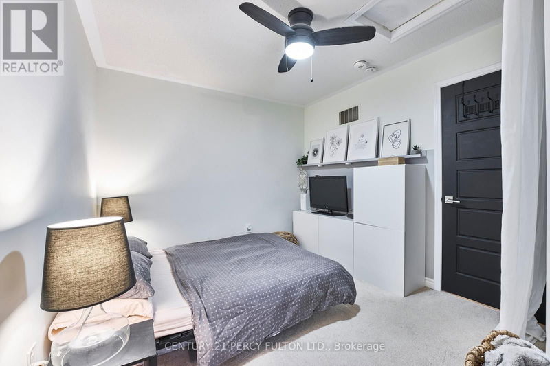  13 - 15 Heron Park  Toronto (West Hill), M1E0B8 | Image 20