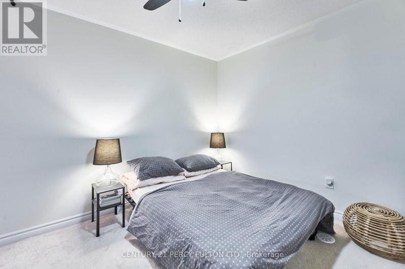  13 - 15 Heron Park  Toronto (West Hill), M1E0B8 | Image 21