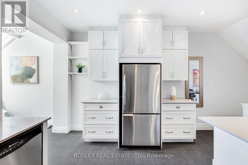 11 Bertmount Avenue  Toronto (South Riverdale), M4M2X8 | Image 13