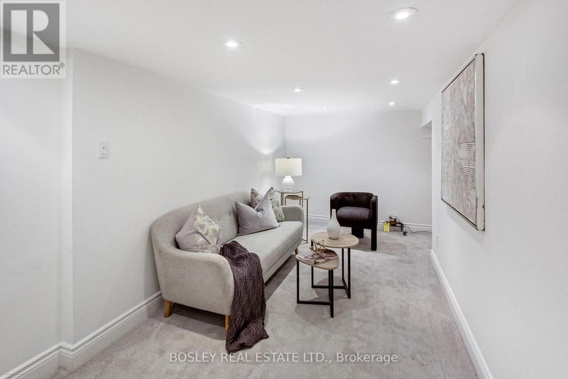 11 Bertmount Avenue  Toronto (South Riverdale), M4M2X8 | Image 31