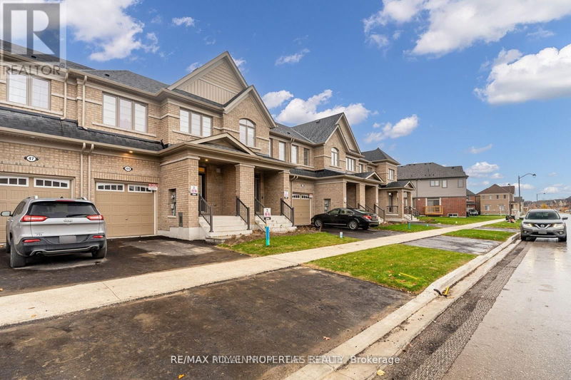 49 Dance Act Avenue  Oshawa (Windfields), L1H7K4 | Image 2