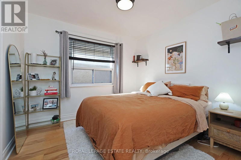 9 Berkshire Avenue  Toronto (South Riverdale), M4M2Z6 | Image 11