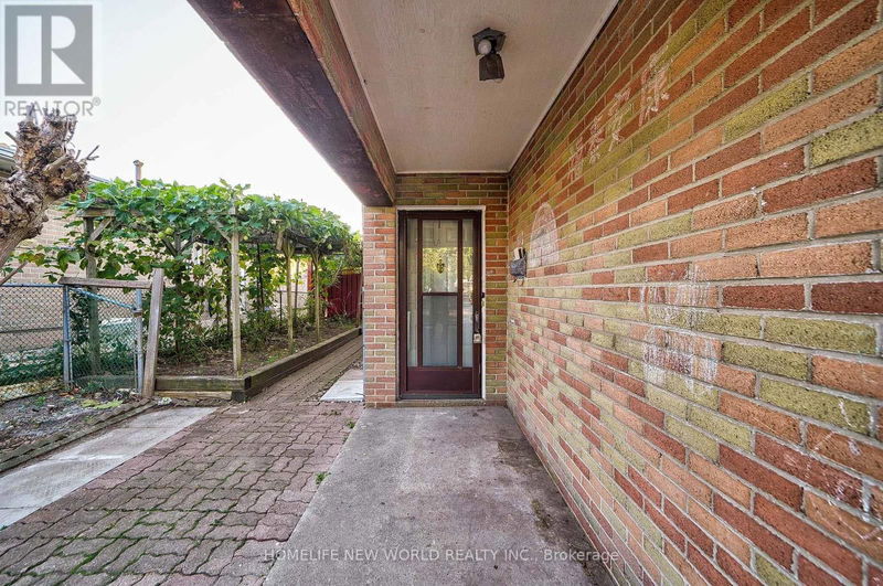 115 Petworth Crescent  Toronto (Agincourt South-Malvern West), M1S3M6 | Image 2