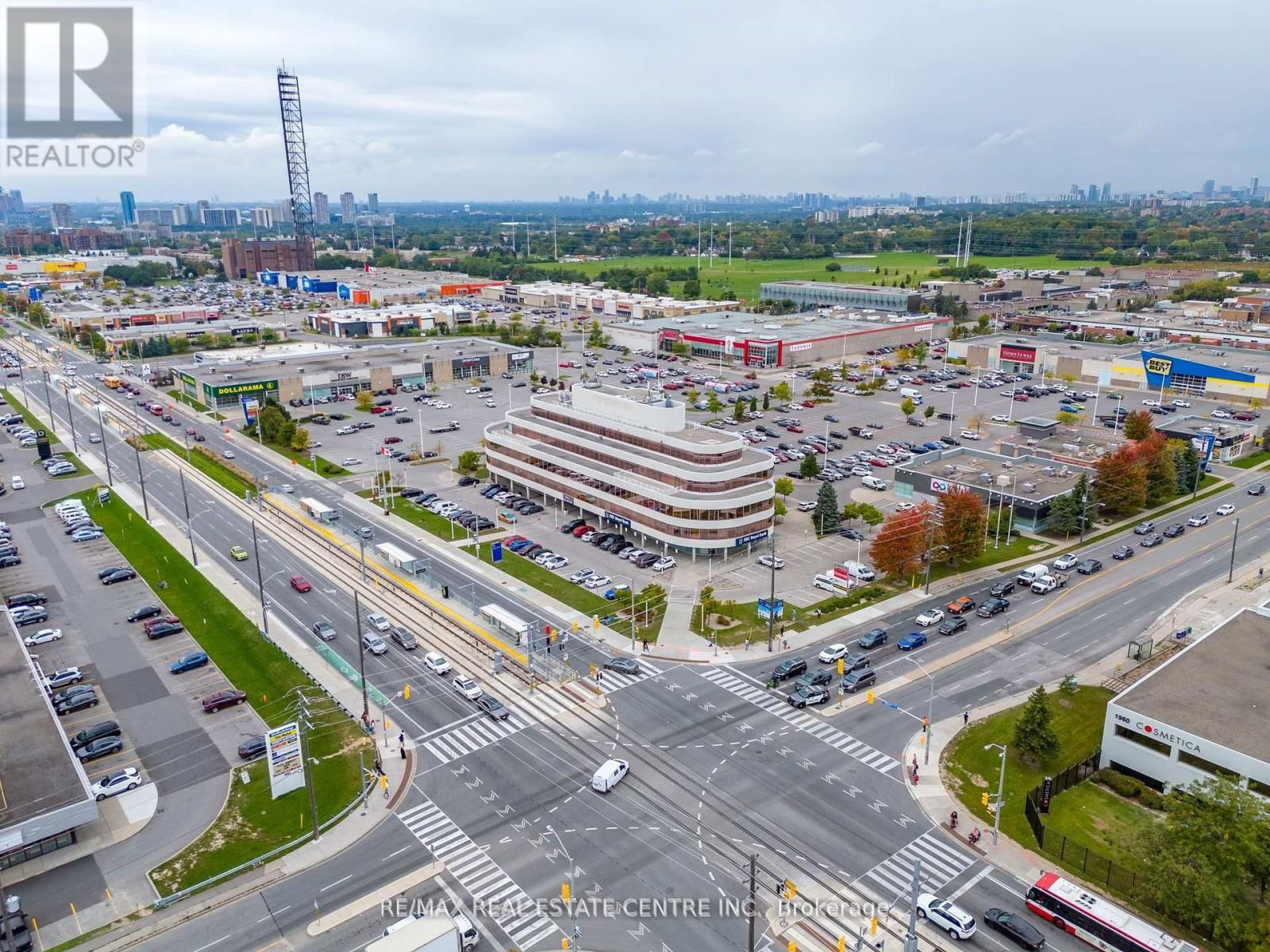 #7 - 1940 EGLINTON AVENUE E Image 20