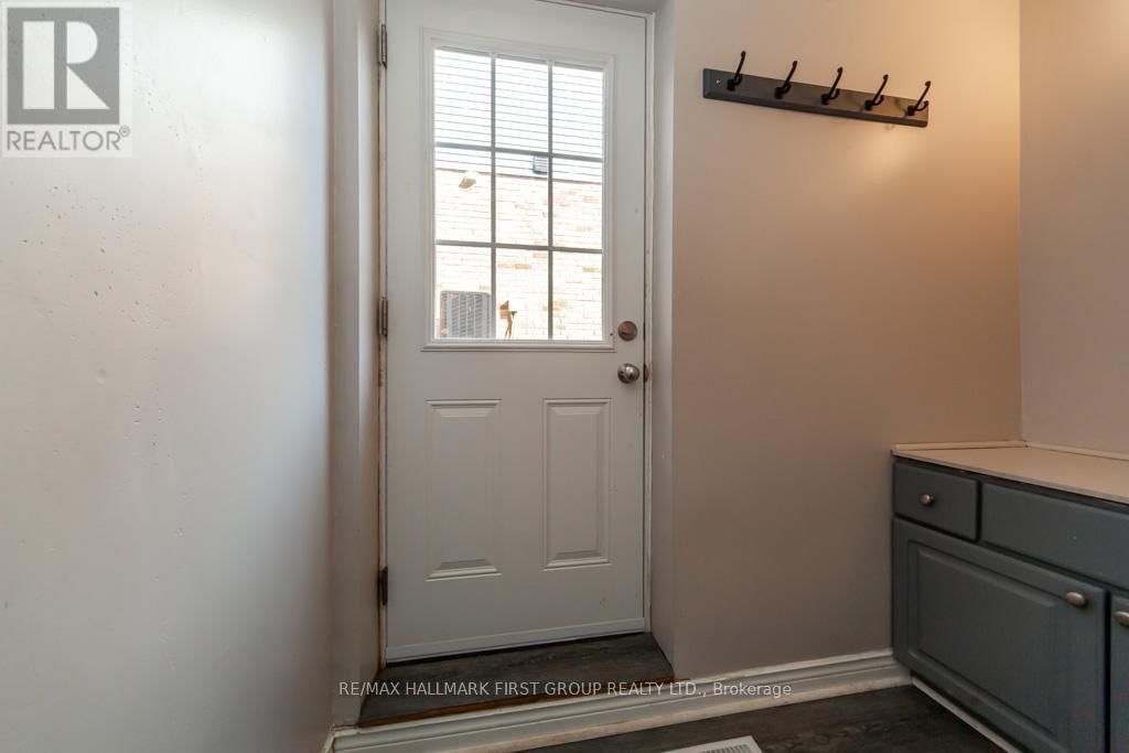 56 NEWPORT AVENUE Image 7