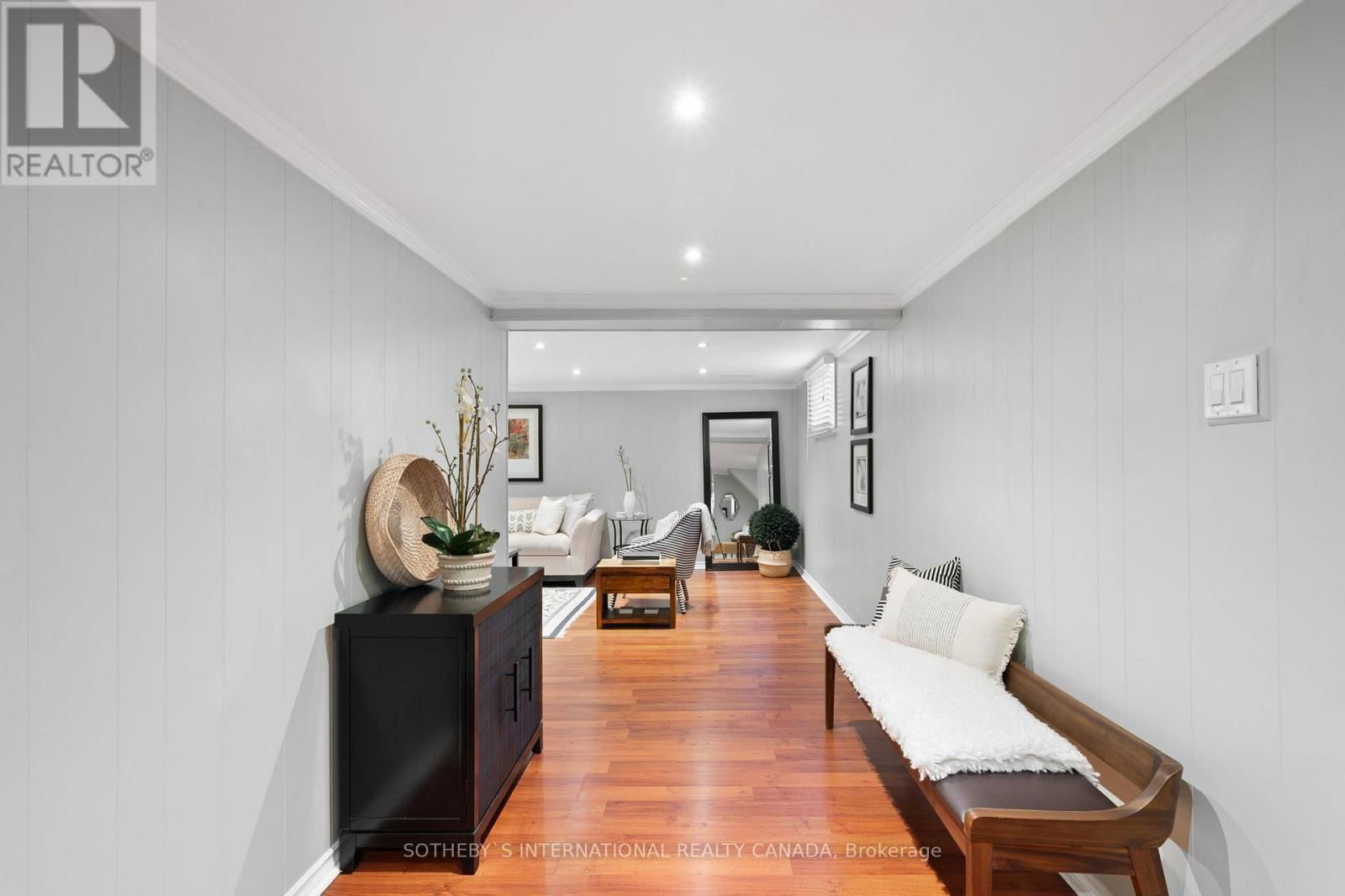 101 CROCUS DRIVE Image 23