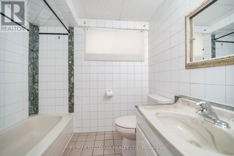 40 Aragon Avenue  Toronto (Tam O'Shanter-Sullivan), M1T1X7 | Image 27