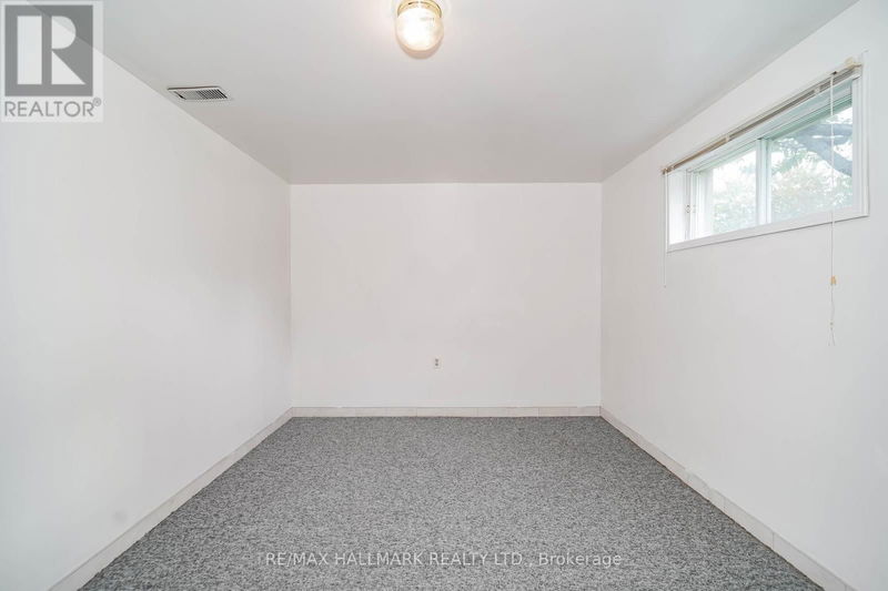 40 Aragon Avenue  Toronto (Tam O'Shanter-Sullivan), M1T1X7 | Image 34