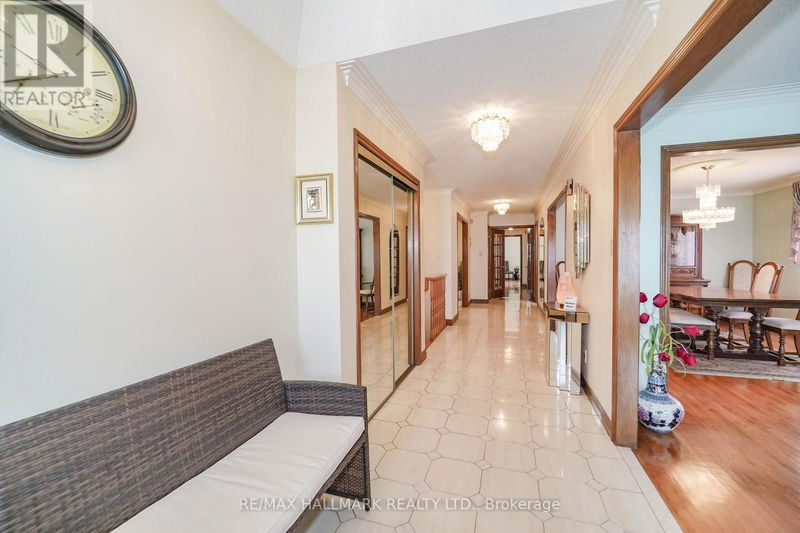 40 Aragon Avenue  Toronto (Tam O'Shanter-Sullivan), M1T1X7 | Image 6