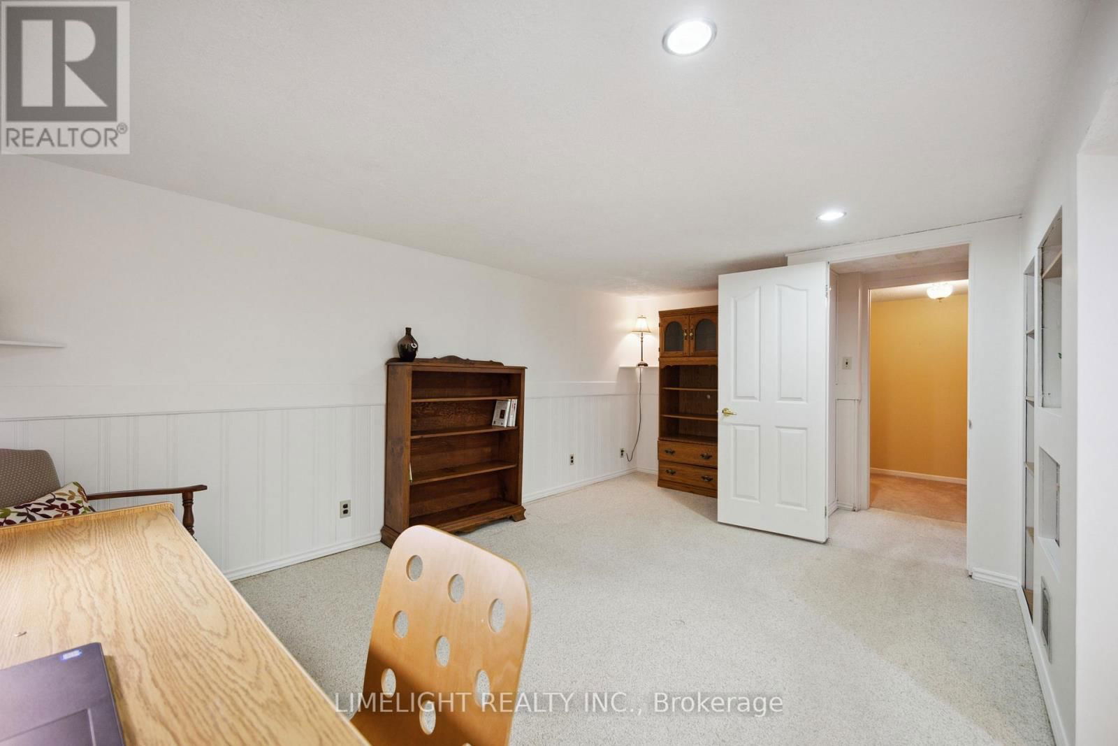 1633 DREYBER COURT Image 30