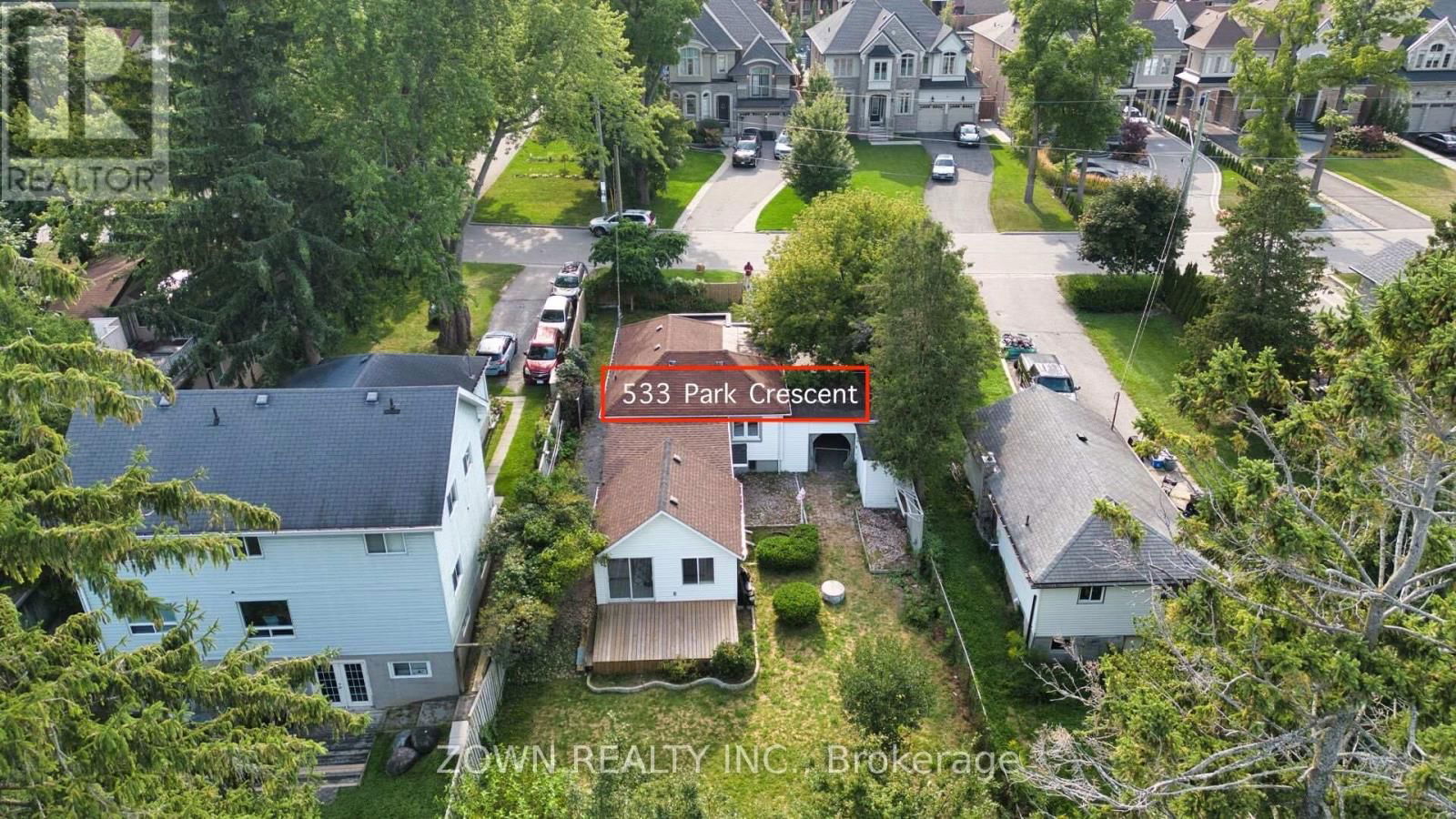 533 PARK CRESCENT Image 2